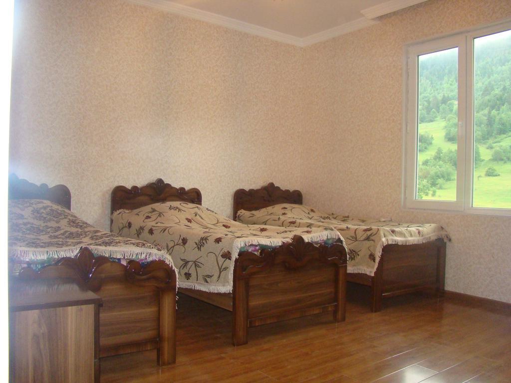 Гостевой дом Тавдури Местия Экстерьер фото